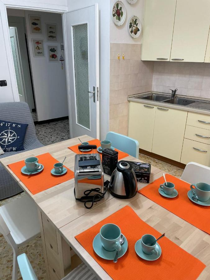 Gigi'S House Apartment Alassio Bagian luar foto