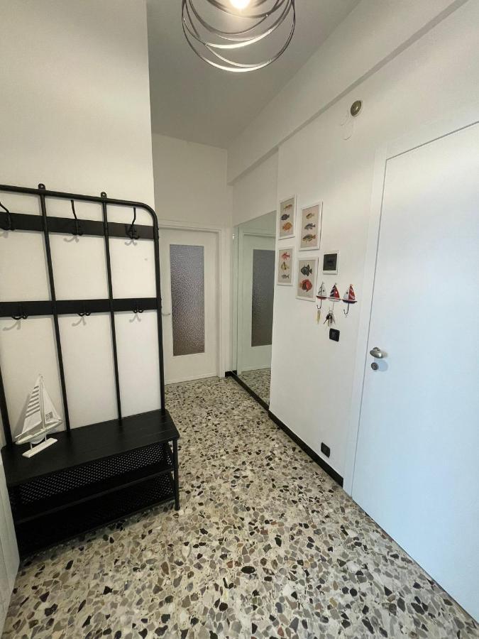 Gigi'S House Apartment Alassio Bagian luar foto
