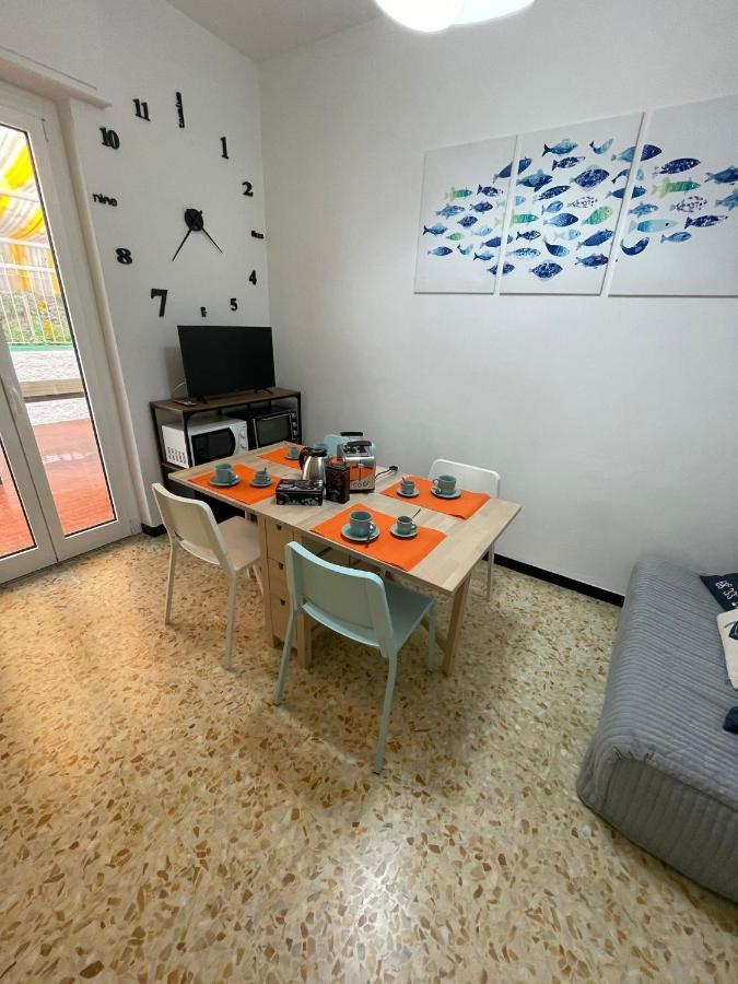 Gigi'S House Apartment Alassio Bagian luar foto