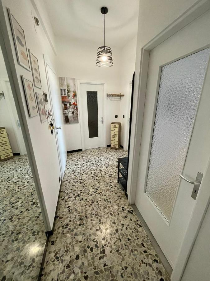 Gigi'S House Apartment Alassio Bagian luar foto